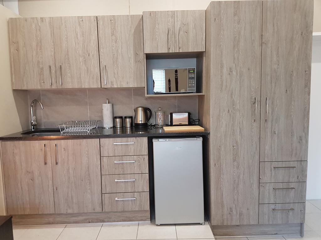 Studio On Bourdeaux Parow Bagian luar foto